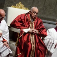 Papa Franjo predvodio molitvu na Veliki petak