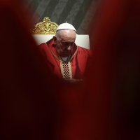 Papa Franjo predvodio molitvu na Veliki petak