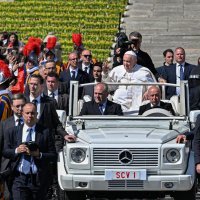 Papa Franjo na Uskrs