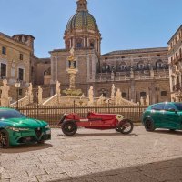 Alfa Romeo Giulia i Stelvio 'Quadrifoglio 100th Anniversario'