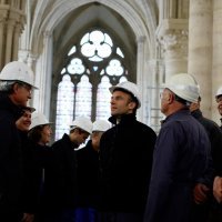 Emmanuel Macron u obilasku Notre-dame