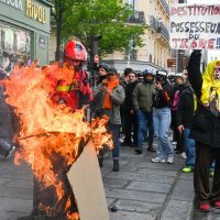 Prosvjedi protiv Macronove mirovinske reforme u Parizu