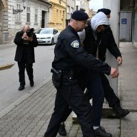 Privođenje osumnjičenog za ubojstvo u Požegi