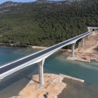 Pogled iz zraka na most Ston uoči svečanog otvorenja