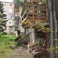 Balkon u zagrebačkoj Vrbanićevoj ulici