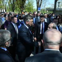 Državni vrh i političari u Jasenovcu