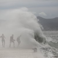 Olujni vjetar na zadarskoj rivi