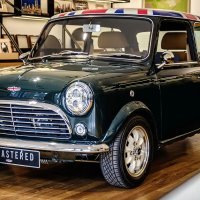 David Brown Automotive i Linley: Mini Remastered