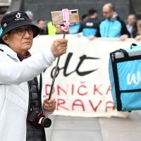 Prosvjed dostavljača Wolta