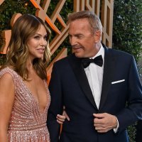 Kevin Costner i Christine Baumgartner