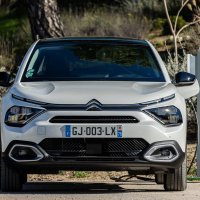 Citroën ë-C4 i ë-C4 X