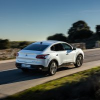 Citroën ë-C4 i ë-C4 X