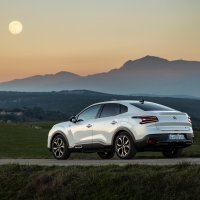 Citroën ë-C4 i ë-C4 X