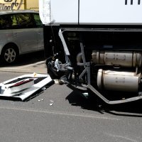 Sudar autobusa njemačkih registracija i tramvaja kod hotela Esplanada u Zagrebu