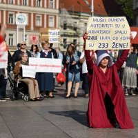 Molitelje krunice na glavnom zagrebačkom trgu dočekao kontraprosvjed
