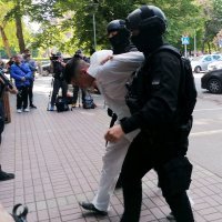Privođenje Uroša Blažića koji je ubio osmero i ranio 13 osoba kod Mladenovca