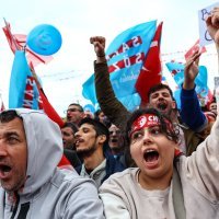 Kemal Kilicdaroglu na skupu turske oporbe u Istanbulu