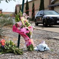 Okupljanje i prosvjed zbog ubijenih osoba u trgovačkom centru