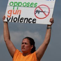 Okupljanje i prosvjed zbog ubijenih osoba u trgovačkom centru