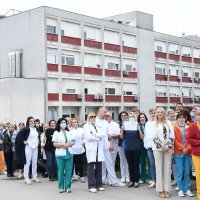 Prosvjed medicinskih sestara i tehničara ispred Opće bolnice Sisak