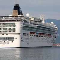 Prvi ovosezonski kruzer Norwegian Gem uplovio u riječku luku pun turista