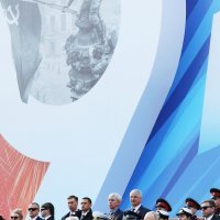 Putin i drugi uzvanici na paradi povodom Dana pobjede u Moskvi
