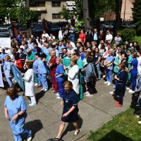 Prosvjed medicinskih sestara i tehničara ispred Opće bolnice u Slavonom Brodu