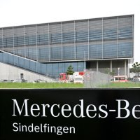 Pucnjava u Mercedesovoj tvornici kod Stuttgarta