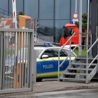 Pucnjava u Mercedesovoj tvornici kod Stuttgarta