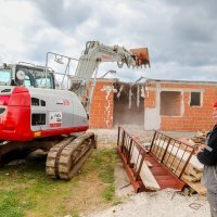 Rušenje i uklanjanje bespravne gradnje