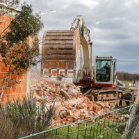 Rušenje i uklanjanje bespravne gradnje