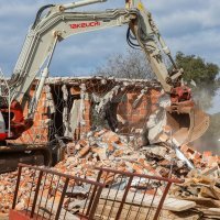 Rušenje i uklanjanje bespravne gradnje