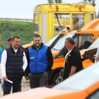 Dražba strojeva i vozila u Velikom Polju