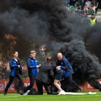 Neredi na utakmici Groningen - Ajax