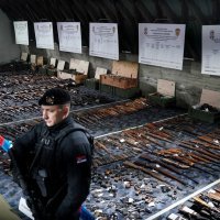 Gomila oružja koje su predali Srbi