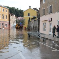Vodostaj Zrmanje i dalje raste, Obrovac poplavljen