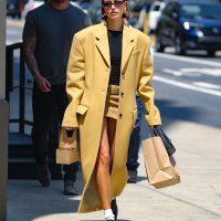 Hailey Bieber