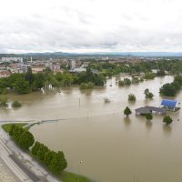 Korana se izlila iz korita kod Karlovca