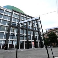 Mjesto na kojem su bili izloženi ukradeni plakati