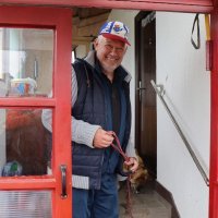 Vatrogasci i Crveni križ dostavljaju kruh građanima koji su u svojim kućama