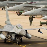 Nizozemski F-16