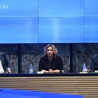 Sindikati i Vlada potpisali dodatak kolektivnom ugovoru