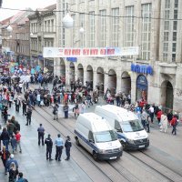 Protuprosvjednice blokirale Hod za život