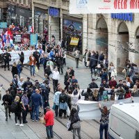 Protuprosvjednice blokirale Hod za život