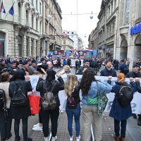 Protuprosvjednice zaustavile povorku Hod za život