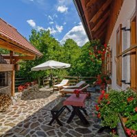 Holiday House Sobol