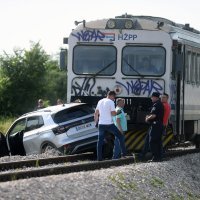 Vlak naletio na automobil kod Šibenika