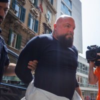 Privođenje osumnjičenih za postavljanje bombi u Rijeci