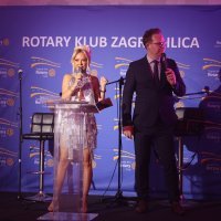 Maja Šuput u voditeljskoj ulozi na humanitarnoj večeri