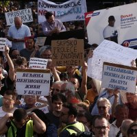 Beograd: Tisuće građana na ulicama na prosvjedu pod nazivom 'Srbija protiv nasilja'